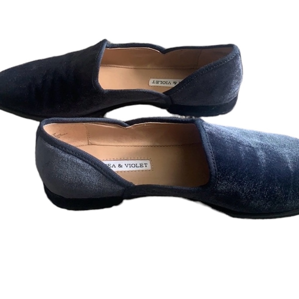 CHELSEA & VIOLET EUC Slip On Loafer in Blue Velvet Women Size 8 - Picture 4 of 10